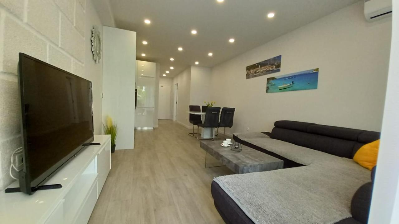 Lux Apartman Antonija Makarska Bagian luar foto